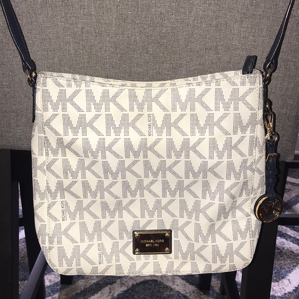 White and navy blue michael Kors purse